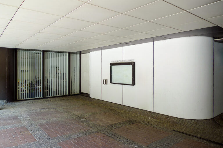 sf_Dortmund_WestLB02